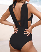 Eleganter Badeanzug mit Tiefem V-Ausschnitt und Formgebendem Schnitt