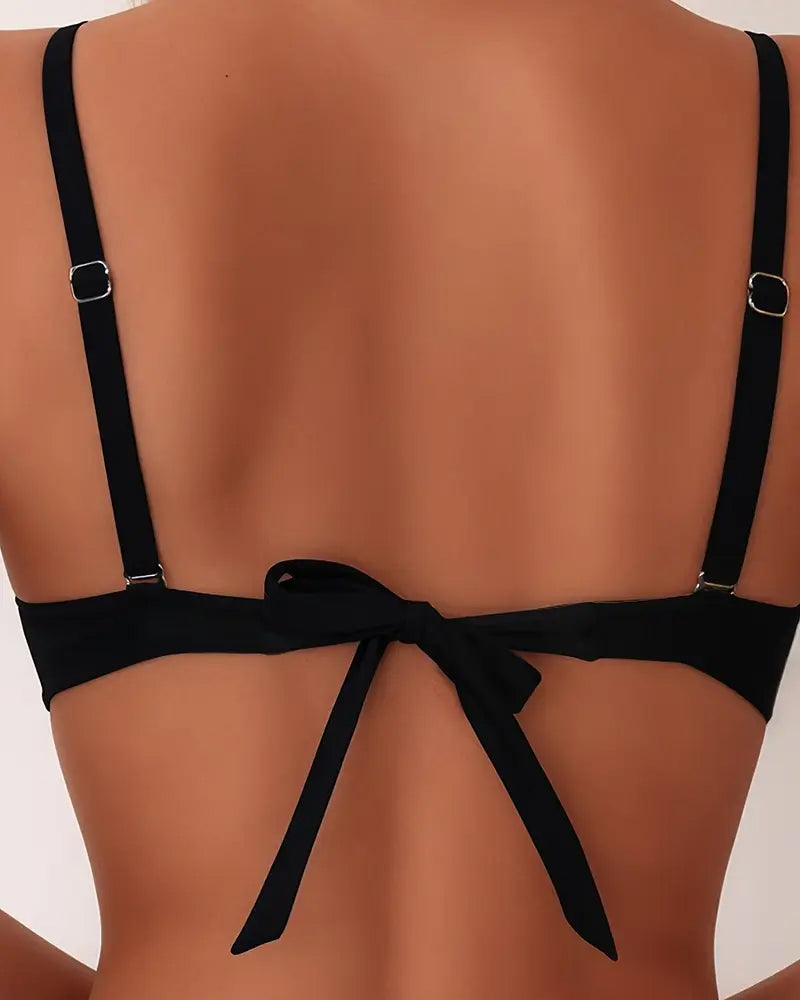 Lois | Alluring Back-Cut Bikini Set