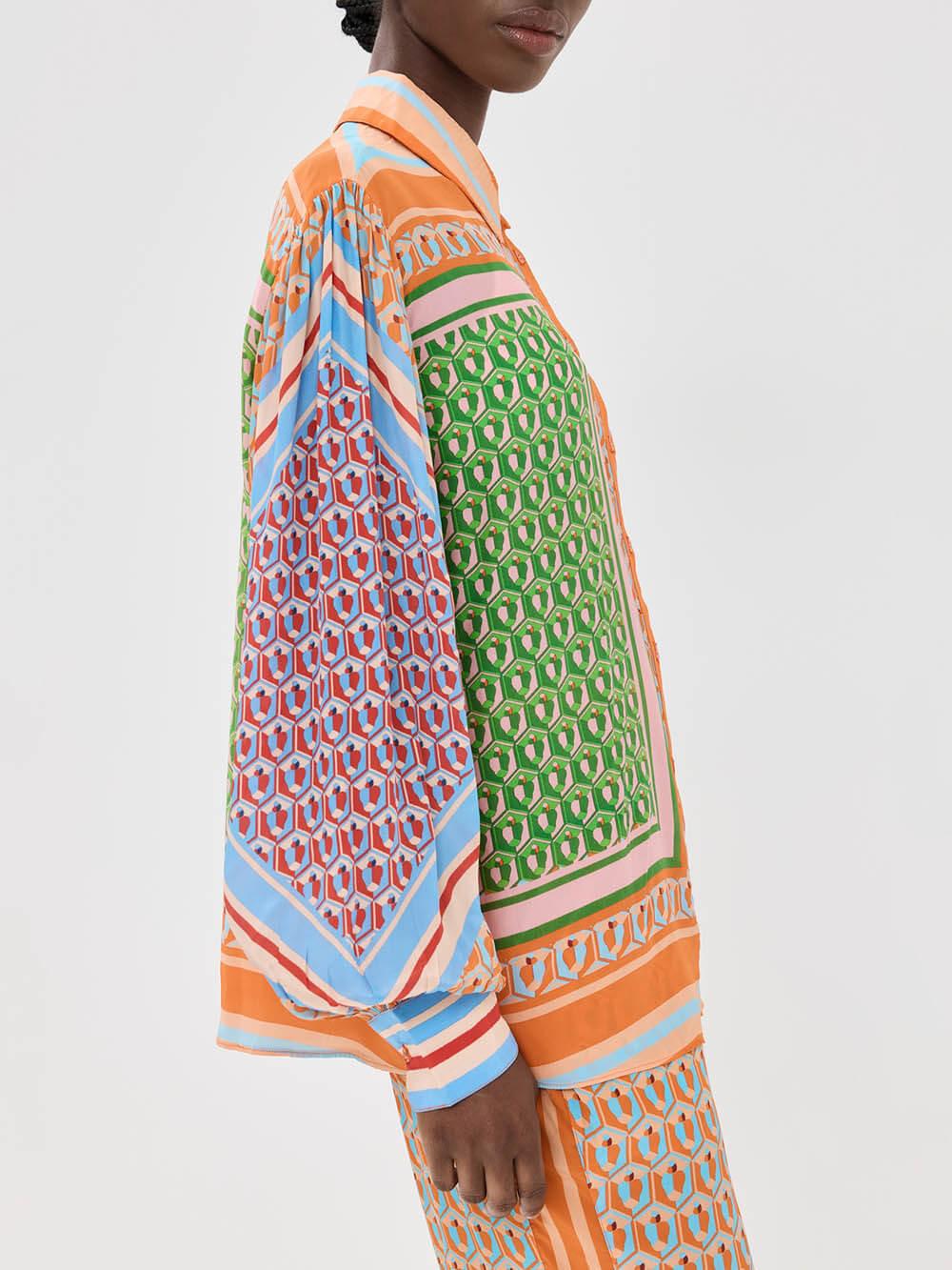 Josephine | Buntes Shirt im Tropischen Stil