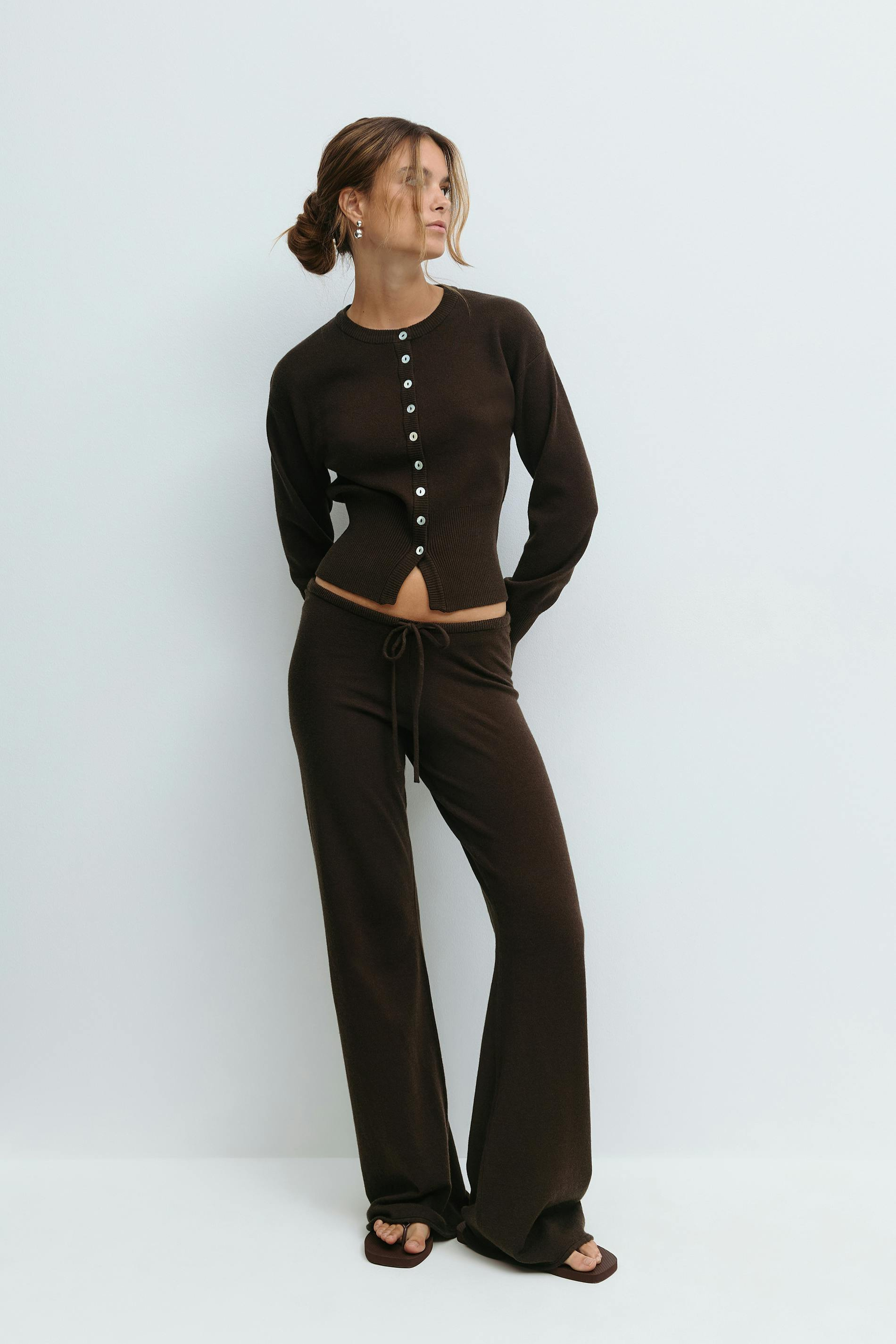 Inaya – Contoured Knit Ensemble