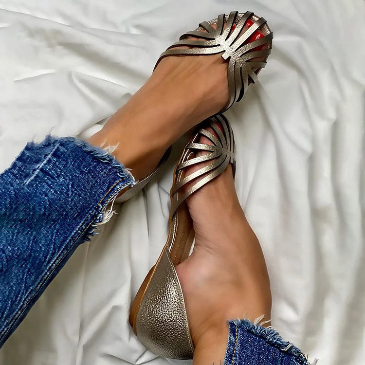 Offene Ballerinas mit Spitzen