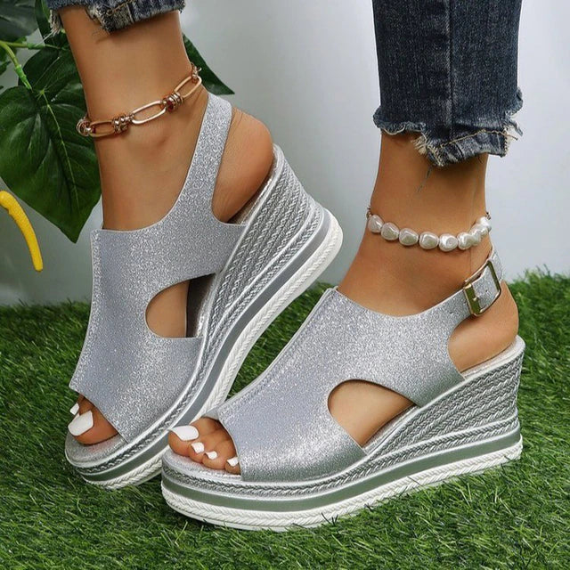 Ines | Bequeme Keilsandalen für entspannte Tage