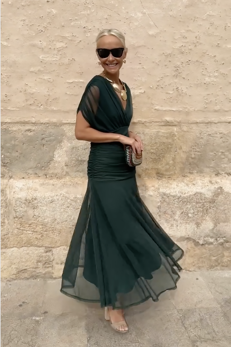 ANA | ELEGANT MAXI DRESS WITH PLEATS