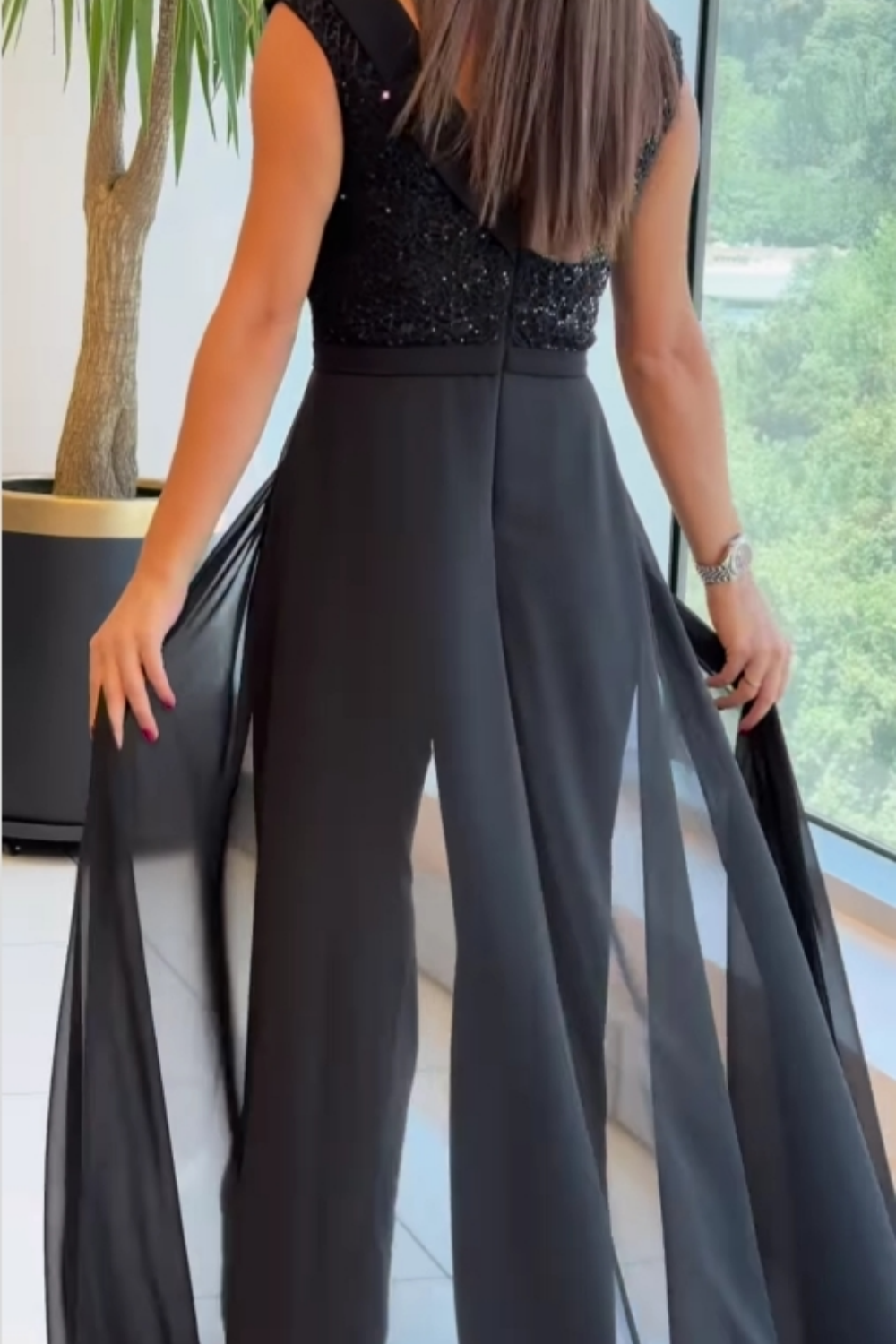 Avalon – Stilvoller ärmelloser Jumpsuit