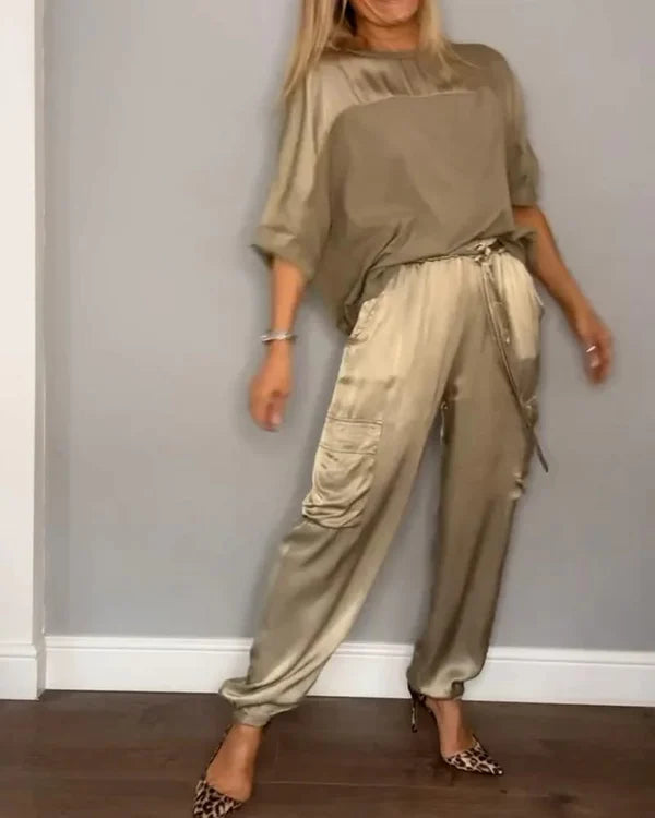 Margaret - Luxuriöses Satin-Set.