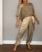 Margaret - Luxuriöses Satin-Set.