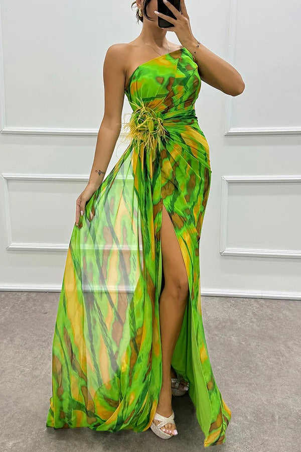 Lebhaftes Drapiertes Kleid