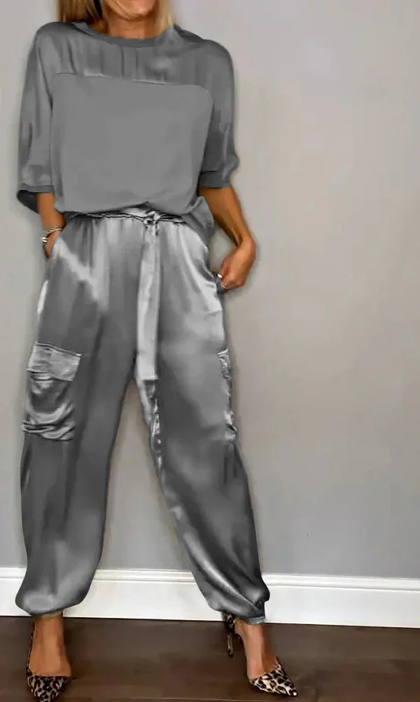 Margaret - Luxuriöses Satin-Set.