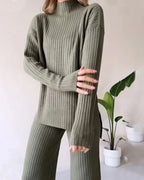 Lola - Essentials Set mit passendem Sweater