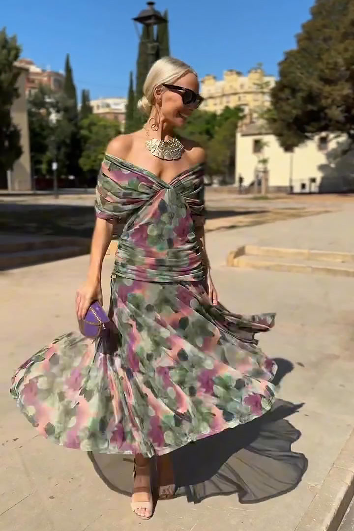 ANA | ELEGANT MAXI DRESS WITH PLEATS