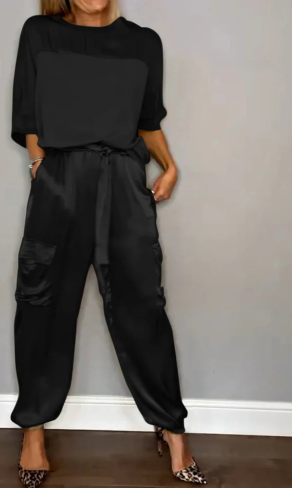 Margaret - Luxuriöses Satin-Set.