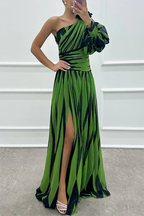 Shiloh - Elegantes Maxikleid mit Streifen und asymmetrischem Träger