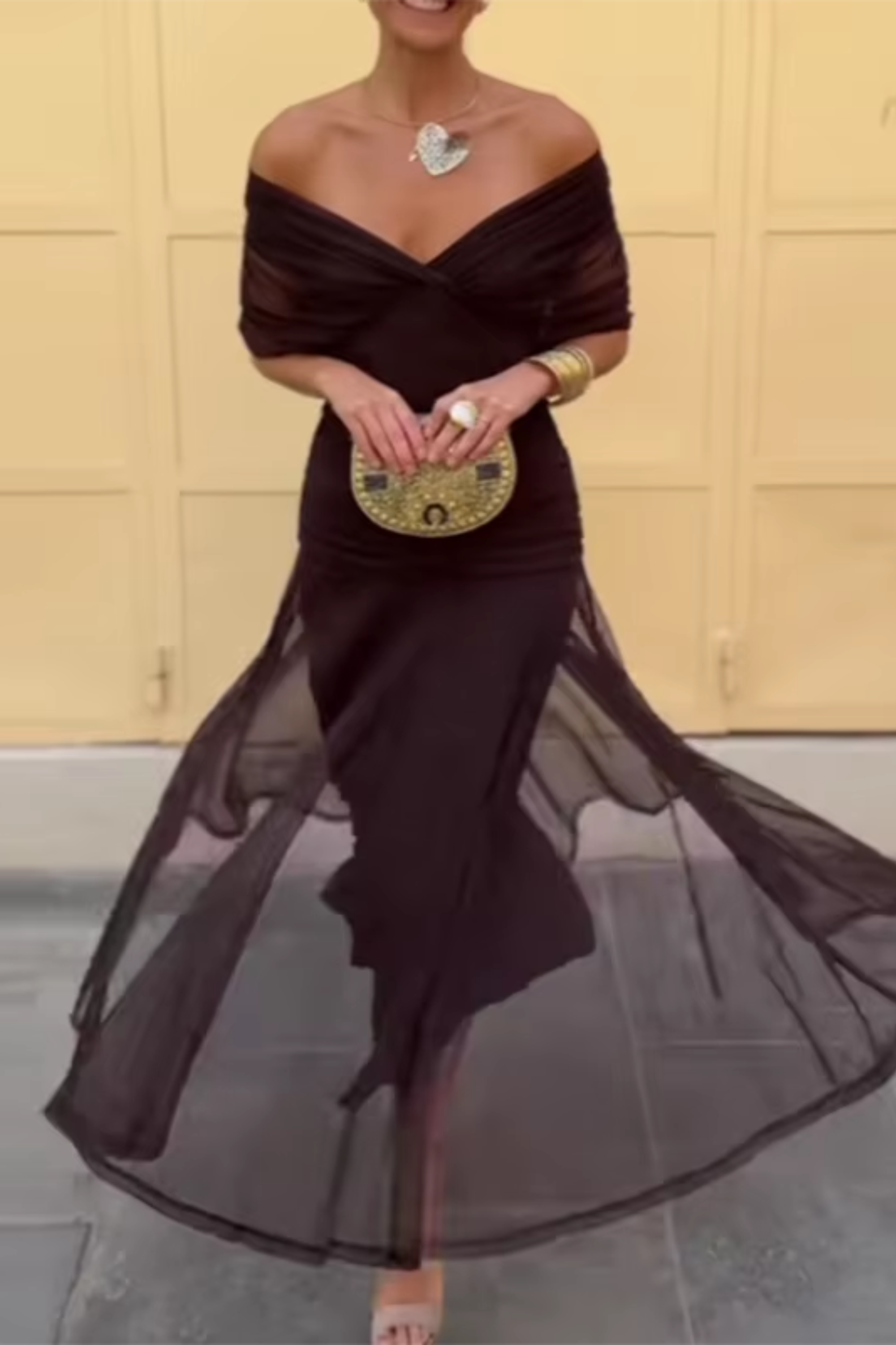 ANA | ELEGANT MAXI DRESS WITH PLEATS
