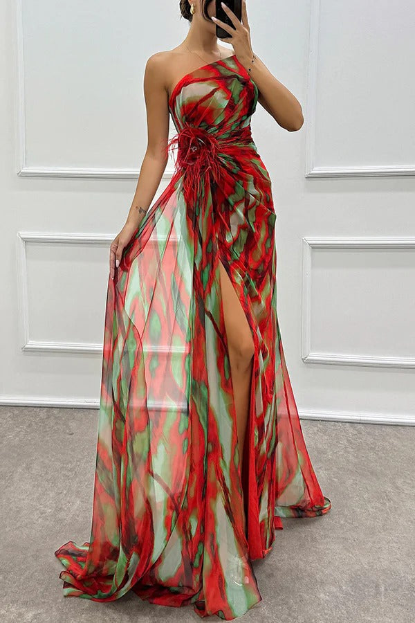 Lebhaftes Drapiertes Kleid