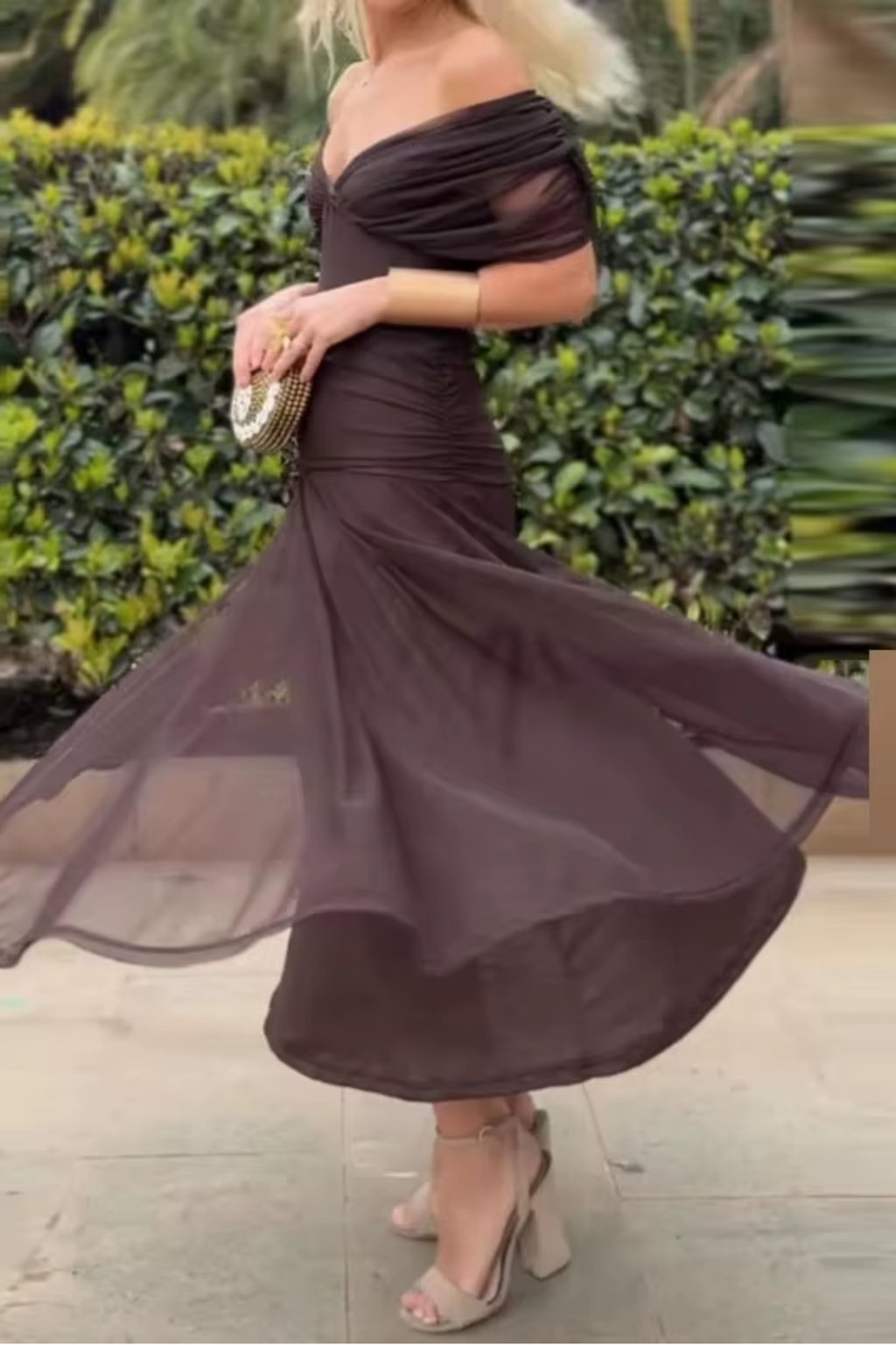 ANA | ELEGANT MAXI DRESS WITH PLEATS