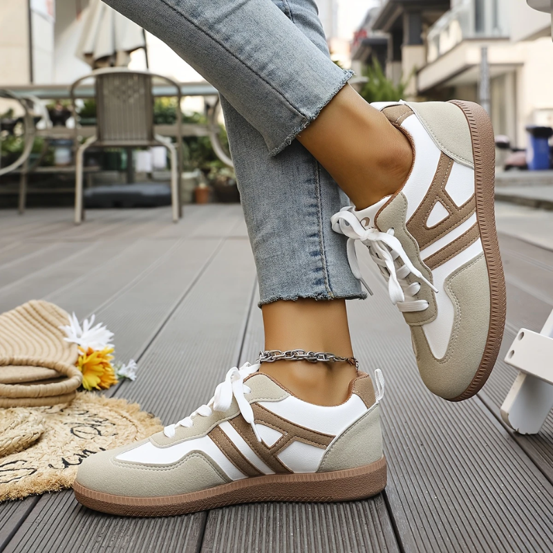 Britt™ Sneakers