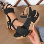 Daniela – Stilvolle Keilsandalen