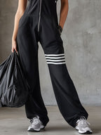Danielle - Vintage Sport-Jumpsuit mit Kapuze und Streifen