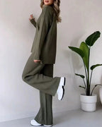 Lola - Essentials Set mit passendem Sweater