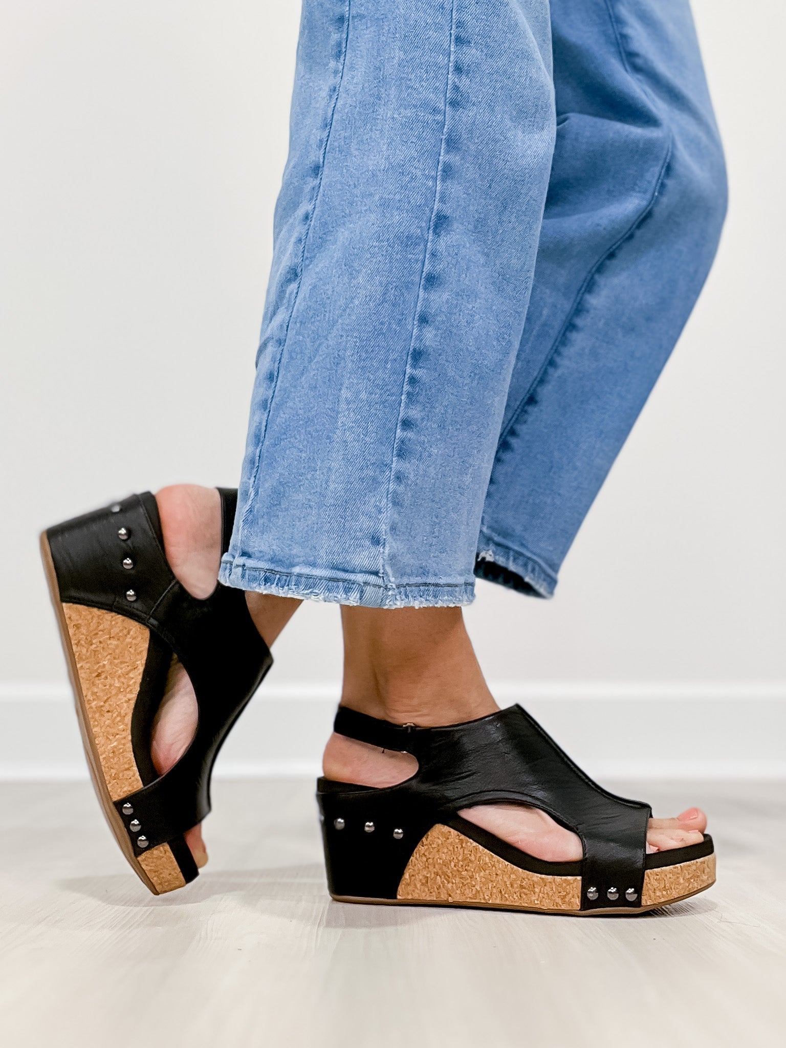 Briellae - Wedge Sandals