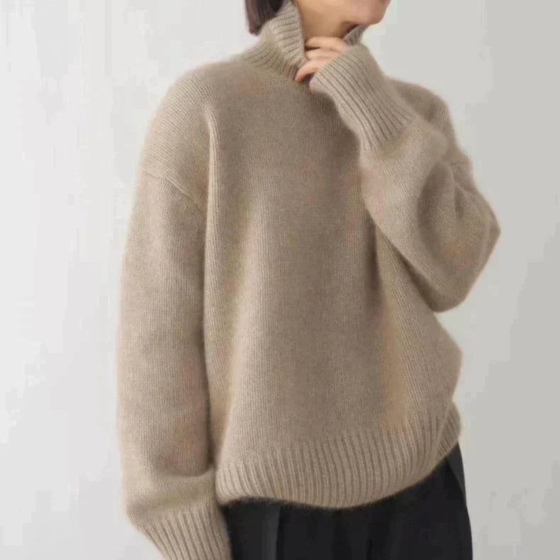 LIV I Turtleneck Sweater