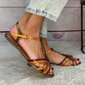 Flache Sandalen mit T-Riemen