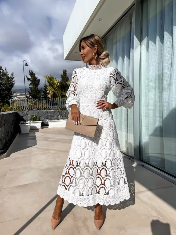 Noor - Elegantes Spitzenkleid für romantische Anlässe