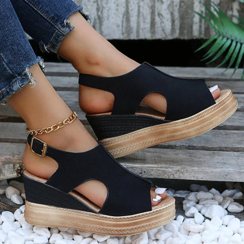 Ines | Bequeme Keilsandalen für entspannte Tage