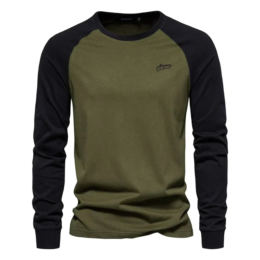 Lambert | Langarmshirt mit Raglan-Ärmeln.