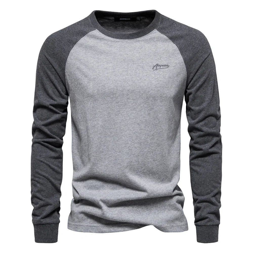 Lambert | Langarmshirt mit Raglan-Ärmeln.