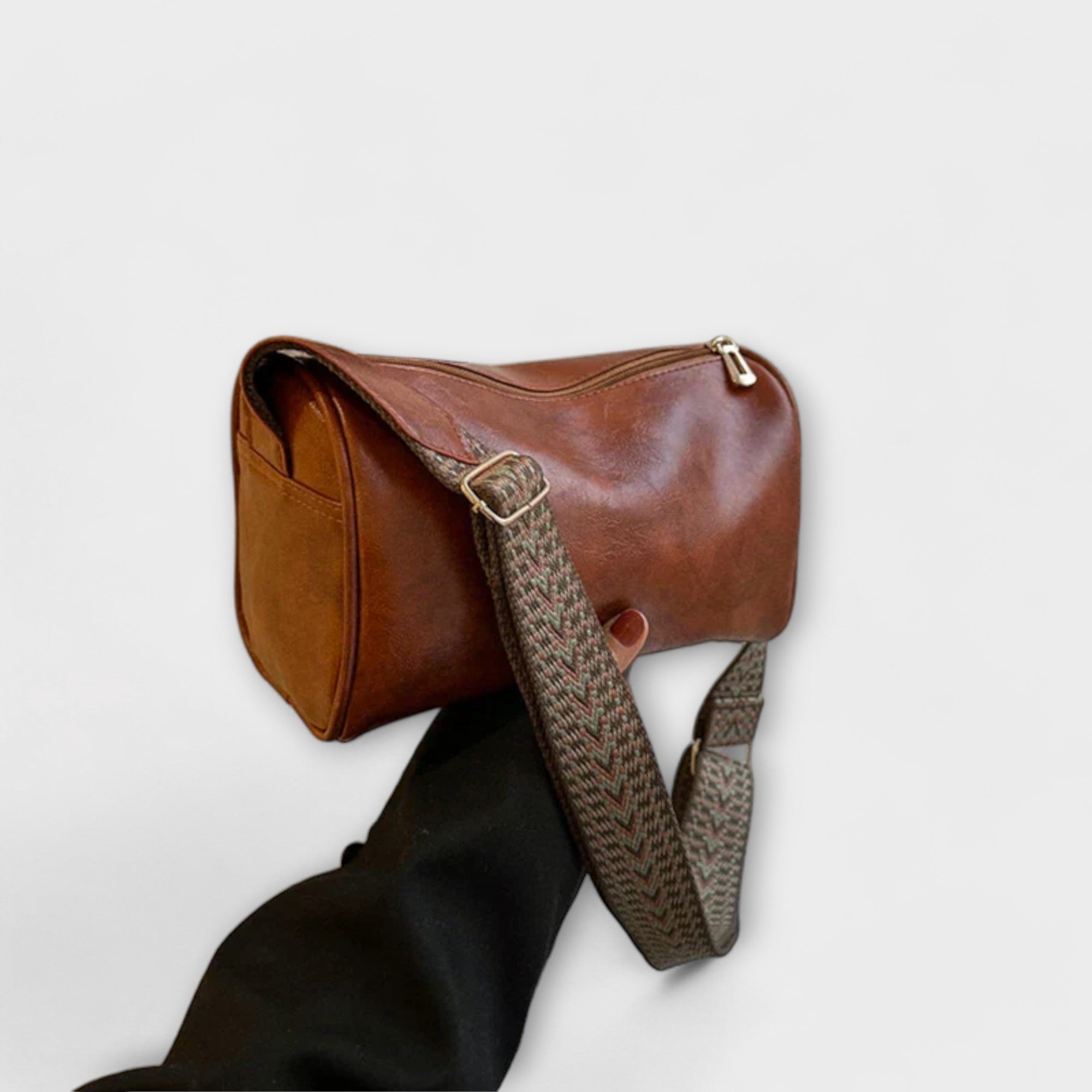 Olivia - Retro Crossbody Bag