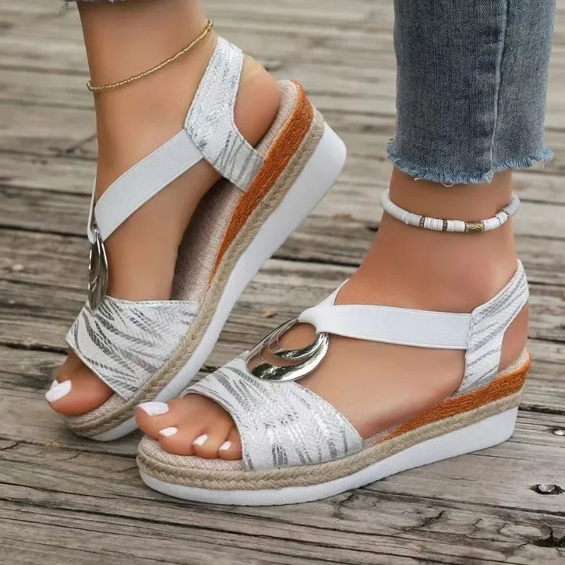 Gwen - Bequeme Orthopädische Sandalen