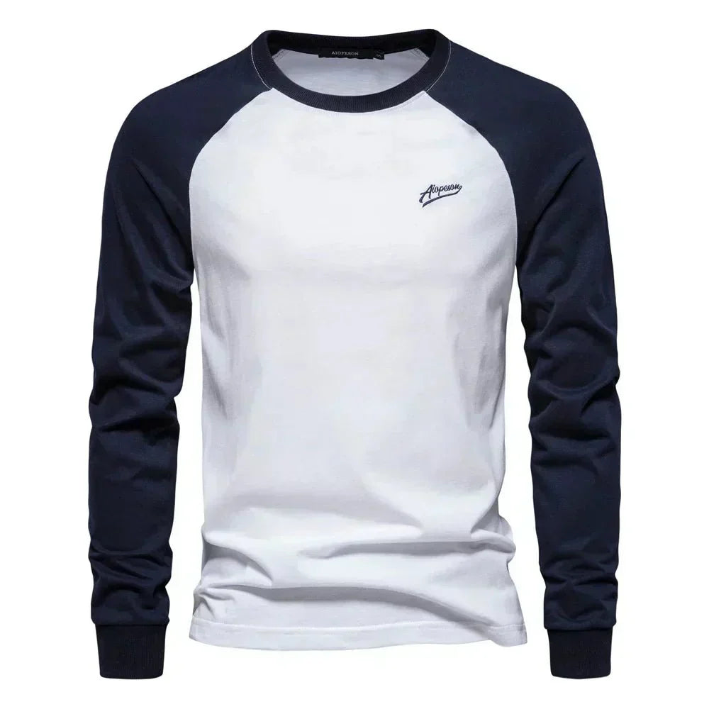 Lambert | Langarmshirt mit Raglan-Ärmeln.