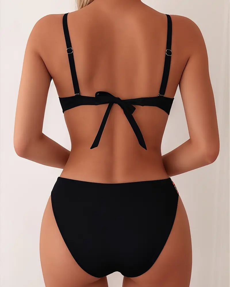 Lois | Alluring Back-Cut Bikini Set