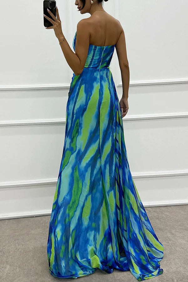 Lebhaftes Drapiertes Kleid