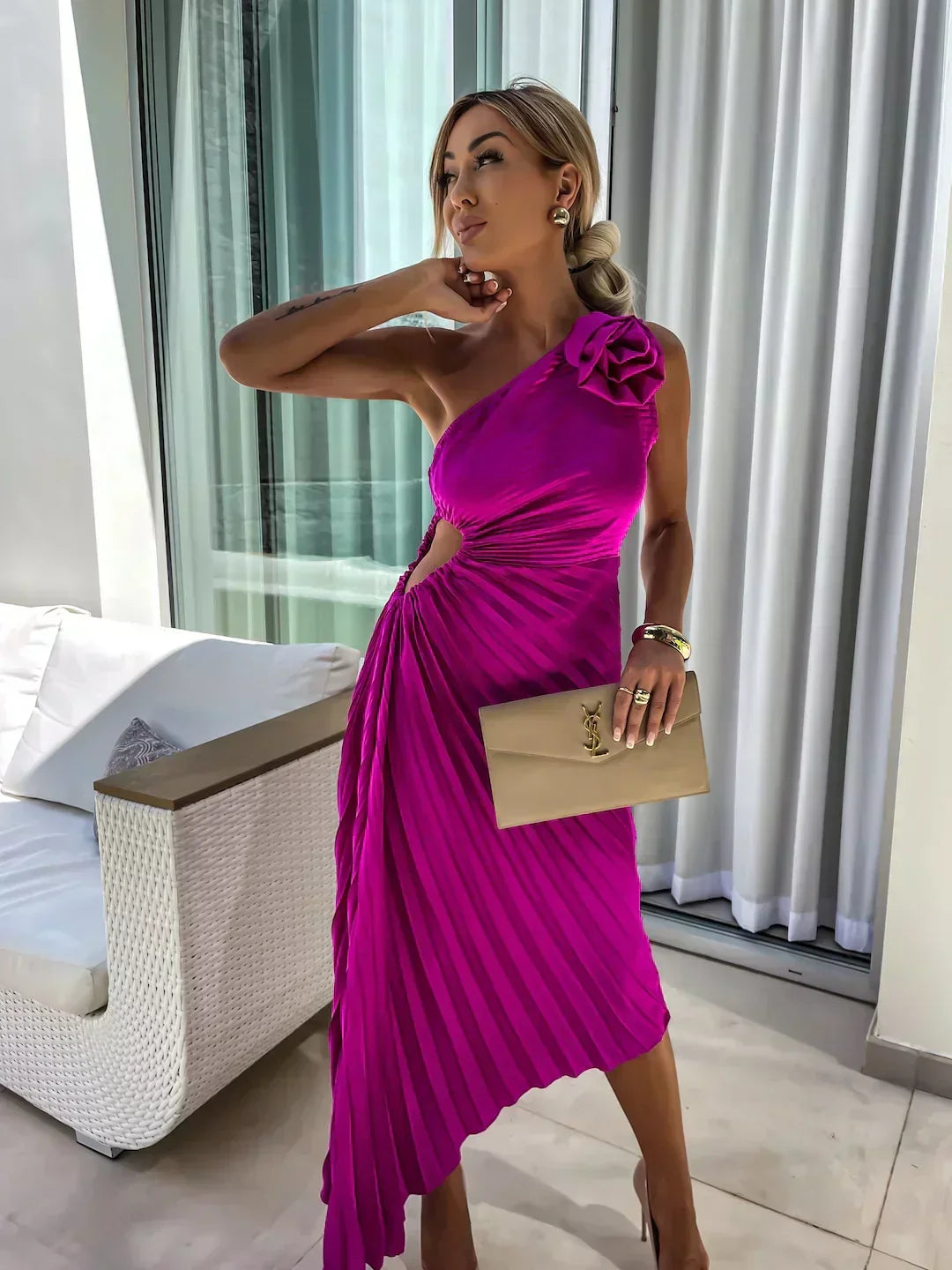 Eya™ | Elegantes Maxi-Kleid mit floralem Muster und einseitigem Träger