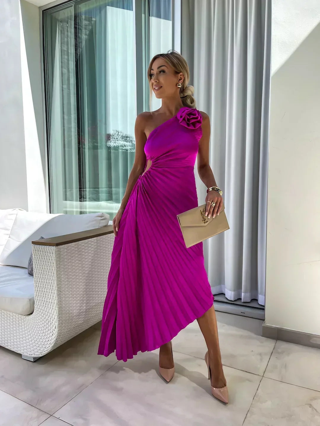 Eya™ | Elegantes Maxi-Kleid mit floralem Muster und einseitigem Träger