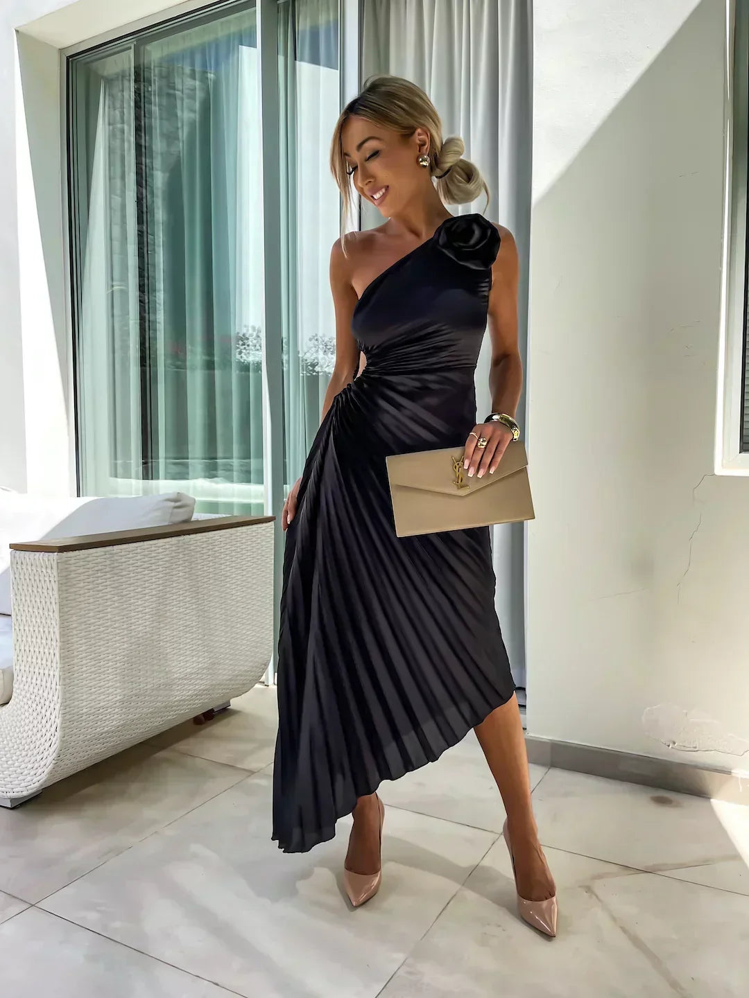 Eya™ | Elegantes Maxi-Kleid mit floralem Muster und einseitigem Träger