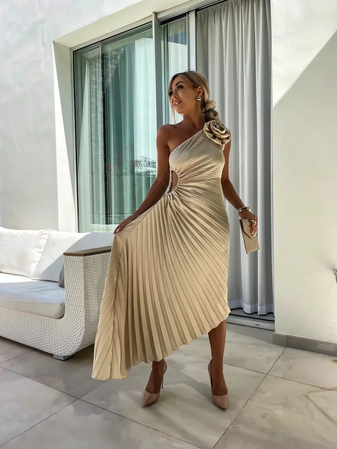 Eya™ | Elegantes Maxi-Kleid mit floralem Muster und einseitigem Träger