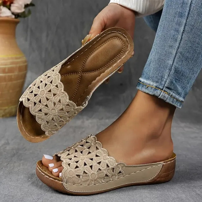 Delilah – Komfortable Ergonomie-Sandalen