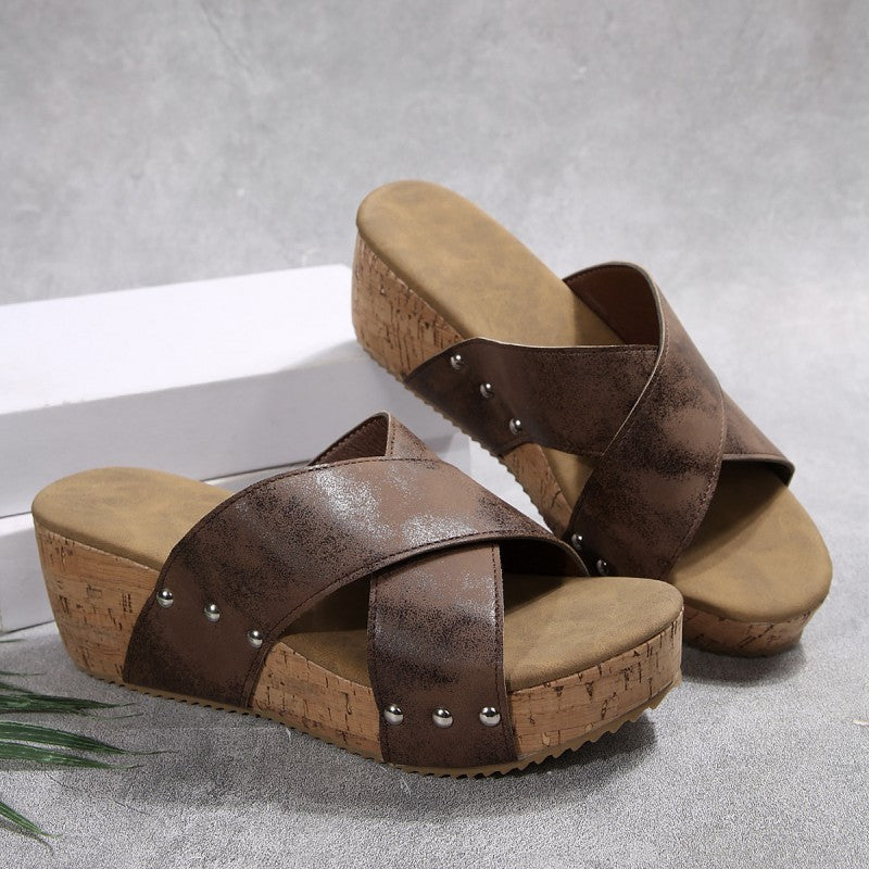 Oakley – Bohemian Wedge Sandals