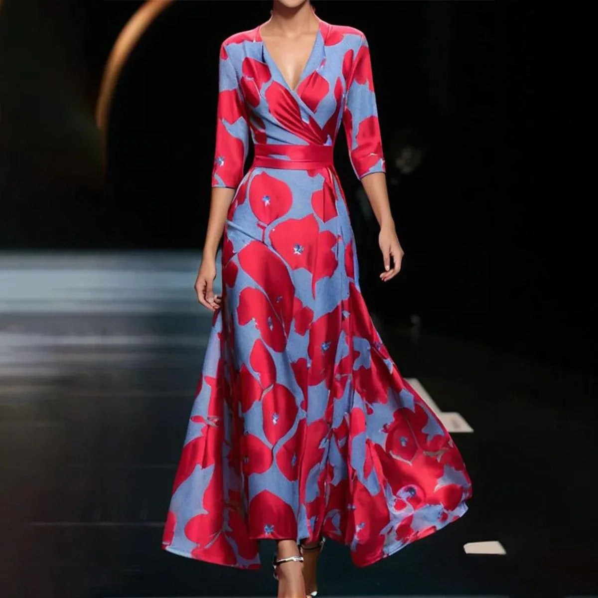 Elegantes Kleid mit Blumenmuster