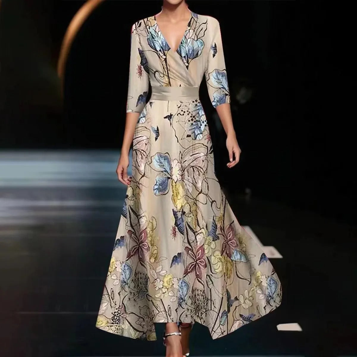 Elegantes Kleid mit Blumenmuster
